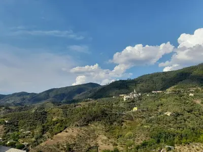 Paesaggio naturale nelle vicinanze della casa vacanze