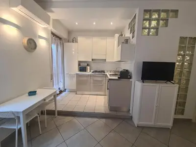 Cucina o angolo cottura di Nina Home 33 by PortofinoVacanze