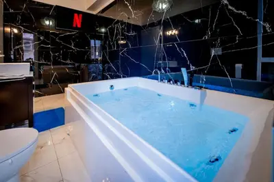 Bagno di Exclusive with Jacuzzi between Portofino and 5 Terre