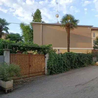 Grace's house