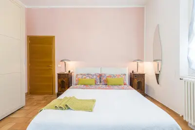 Letto o letti in una camera di Balsamico Suites - Near Ferrari Museum & Railway