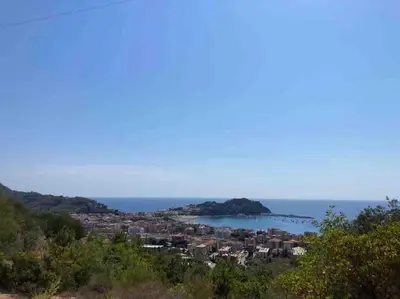 Paesaggio naturale nelle vicinanze della villa