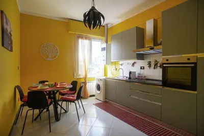 Cucina o angolo cottura di KOMOREBI Cinque Terre & Lunigiana