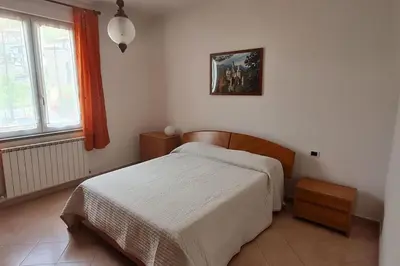 Letto o letti in una camera di Wayne's house, a short walk to the waterfalls