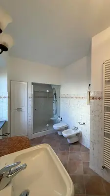 Bagno di Magico Appartamento e Tramonti in Terrazza Vista Mare in Liguria, 6 posti letto