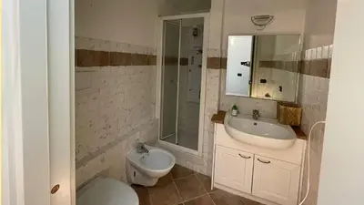 Bagno di Magico Appartamento e Tramonti in Terrazza Vista Mare in Liguria, 6 posti letto