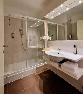 Bagno di Hotel Motel Piu'