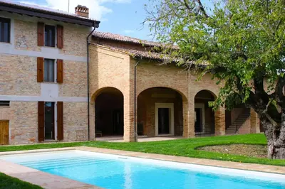 Piscina di Villa Finetta - Tabiano Castello Country Villas o nelle vicinanze