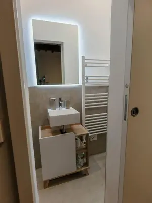 Bagno di La Sosta-appartamento a pochi passi dalla stazione