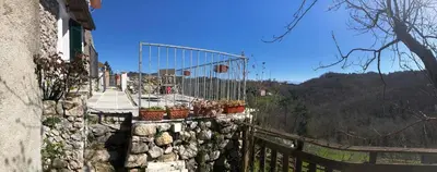 Paesaggio naturale nelle vicinanze dell'agriturismo