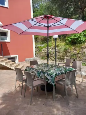 Patio o area all'aperto di Casa Vacanze VERDE MARE RELAX