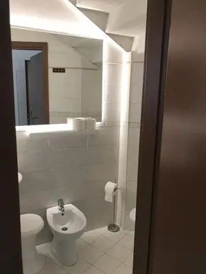 Bagno di SUITE DEGLI ARTISTI RCF Arena