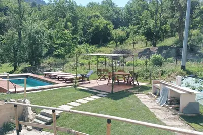 Piscina di La Casa di Loia, casa vacanze con piscina esclusiva o nelle vicinanze