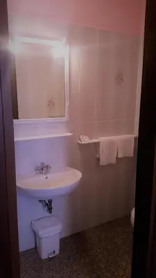 Bagno di Hotel Ristorante El Caracol
