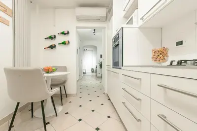 Cucina o angolo cottura di Rismondo 89 - 90m Piazza Roma