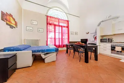 Cucina o angolo cottura di Intero appartamento con giardino in Palazzo del 1600