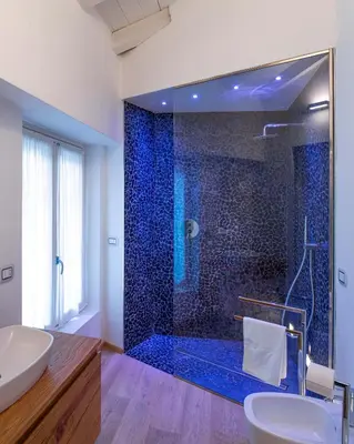 Bagno di White Moon crema & Parking