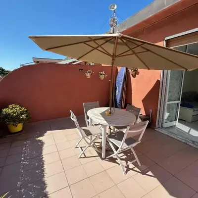 Nives Cosy Apt in the Center with terrace and AC