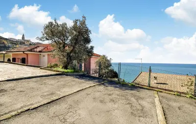 Paesaggio naturale nelle vicinanze della casa vacanze