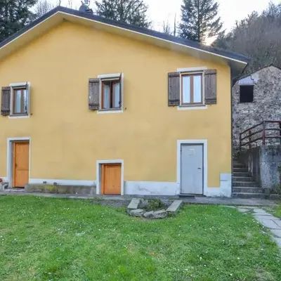 Awesome Home In Varese Ligure