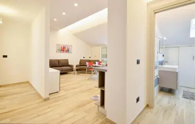 Cucina o angolo cottura di 2 Bedroom Amazing Apartment In Moneglia