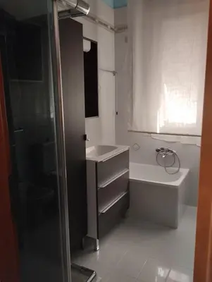 Bagno di Lorenz House