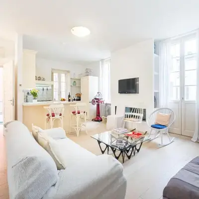 GuestHost - Teatro Regio Exclusive Apartment