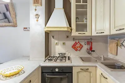 Cucina o angolo cottura di Lilly House - Travacò Siccomario - by HOST4U