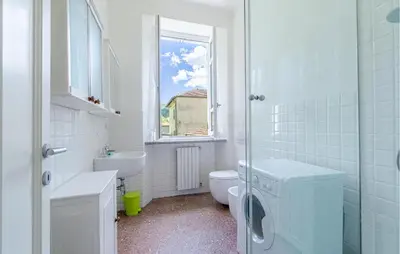 Bagno di Nice Apartment In Loco Di Rovegno