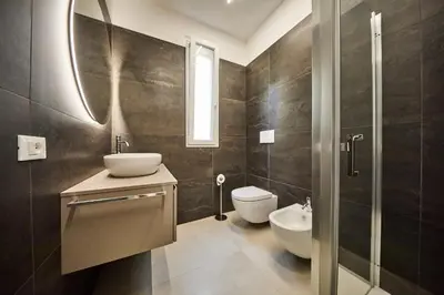 Bagno di Appartamento Raffaele