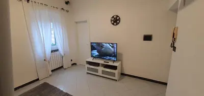 TV o dispositivi per l'intrattenimento presso Appartamento a due passi dal mare