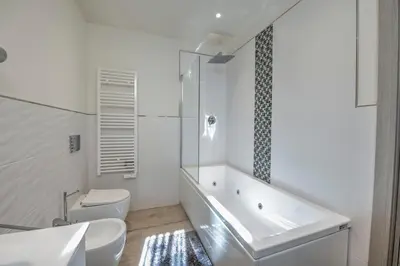 Bagno di 241 - Camera Nord Est - Affittacamere Sara Home Chiavari, 200Metri dal Mare