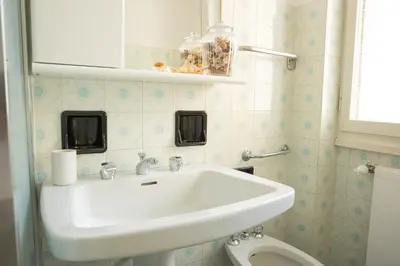 Bagno di CasaViva - Cozy Bilo with Parking in Rapallo