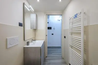 Bagno di Lovely Nest near City Centre - Groundfloor