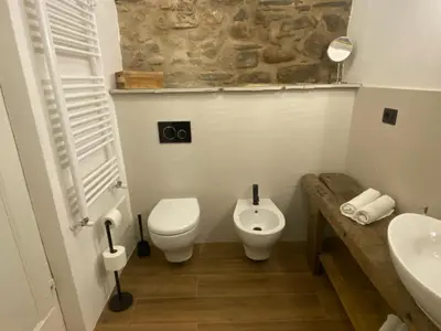 Bagno di La Casa Medievale Suites e SPA