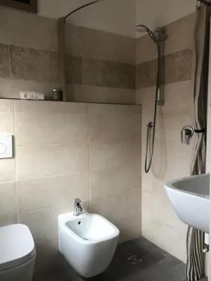 Bagno di R&B MiDora Montale