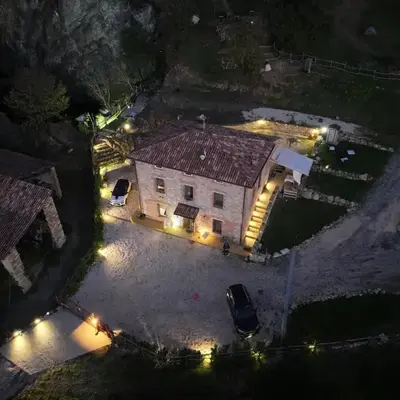 Pietra Home