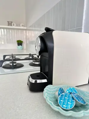 Cucina o angolo cottura di La Dolce Vita Cerisola by PortofinoVacanze