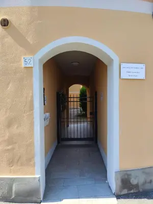 Facciata o entrata di peach apartment