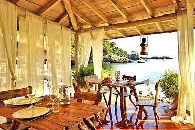 Vista sul fiume nelle vicinanze della villa