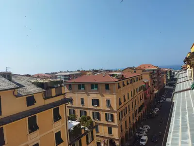 Vista generica su Chiavari o vista sulla città dall'interno dell'appartamento