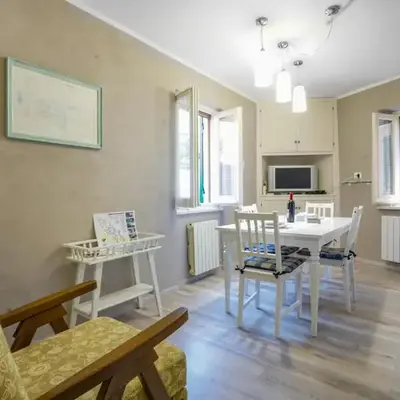 Awesome Apartment In Carro With Wifi