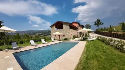 Piscina di Agriturismo Monte di Bebbio o nelle vicinanze