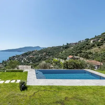 VILLA DUFOUR 2 Lusso
