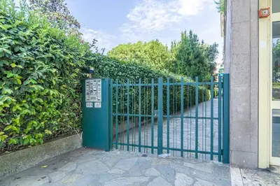 Planimetria di GuestHost - Mare e Monti Vacation Flat