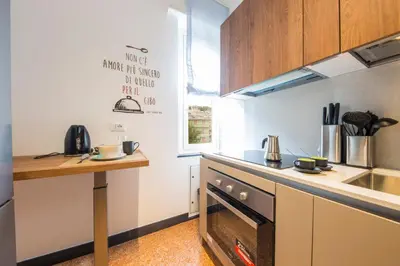 Cucina o angolo cottura di CasaViva - Comfy Trilo with Terrace in Rapallo