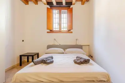 Letto o letti in una camera di Artistic Urban Apartment