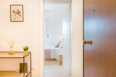 Letto o letti in una camera di Mutina LuxLife Home close to Center - Free Parking