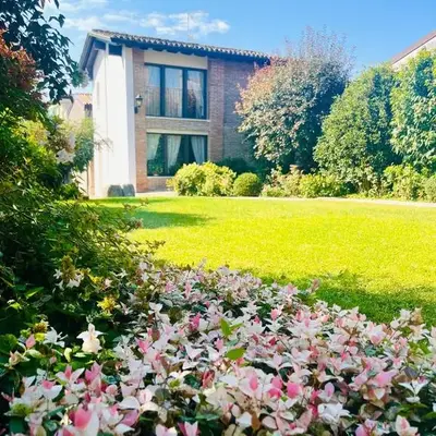 Maison Jardin