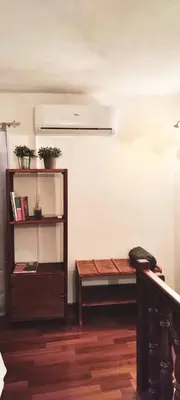Biblioteca nella casa vacanze
